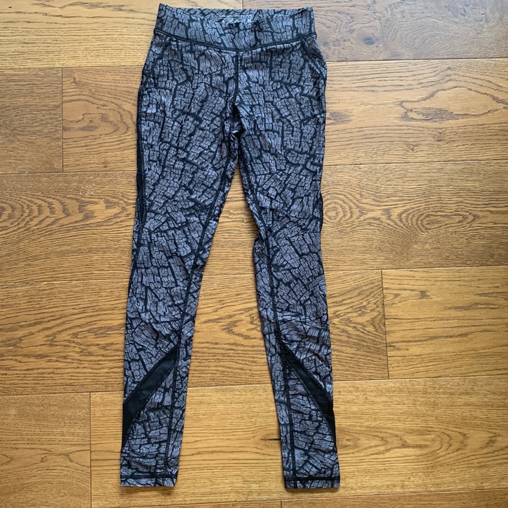 Human Performance Engineering Workout Leggings - image 1